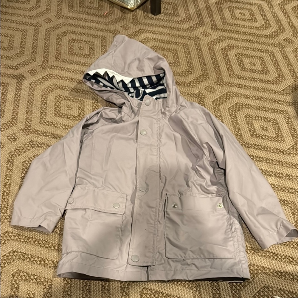 GAP Grey Shark Tooth Raincoat Waterproof Lightweight Design